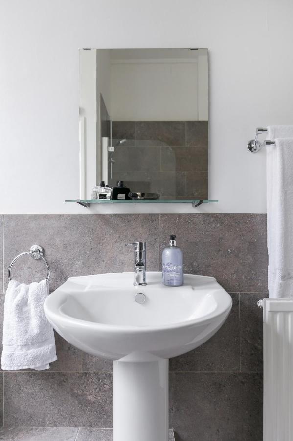 Apartament Chic 1 Bedroom In Bloomsbury, Sleeps 4 Londra